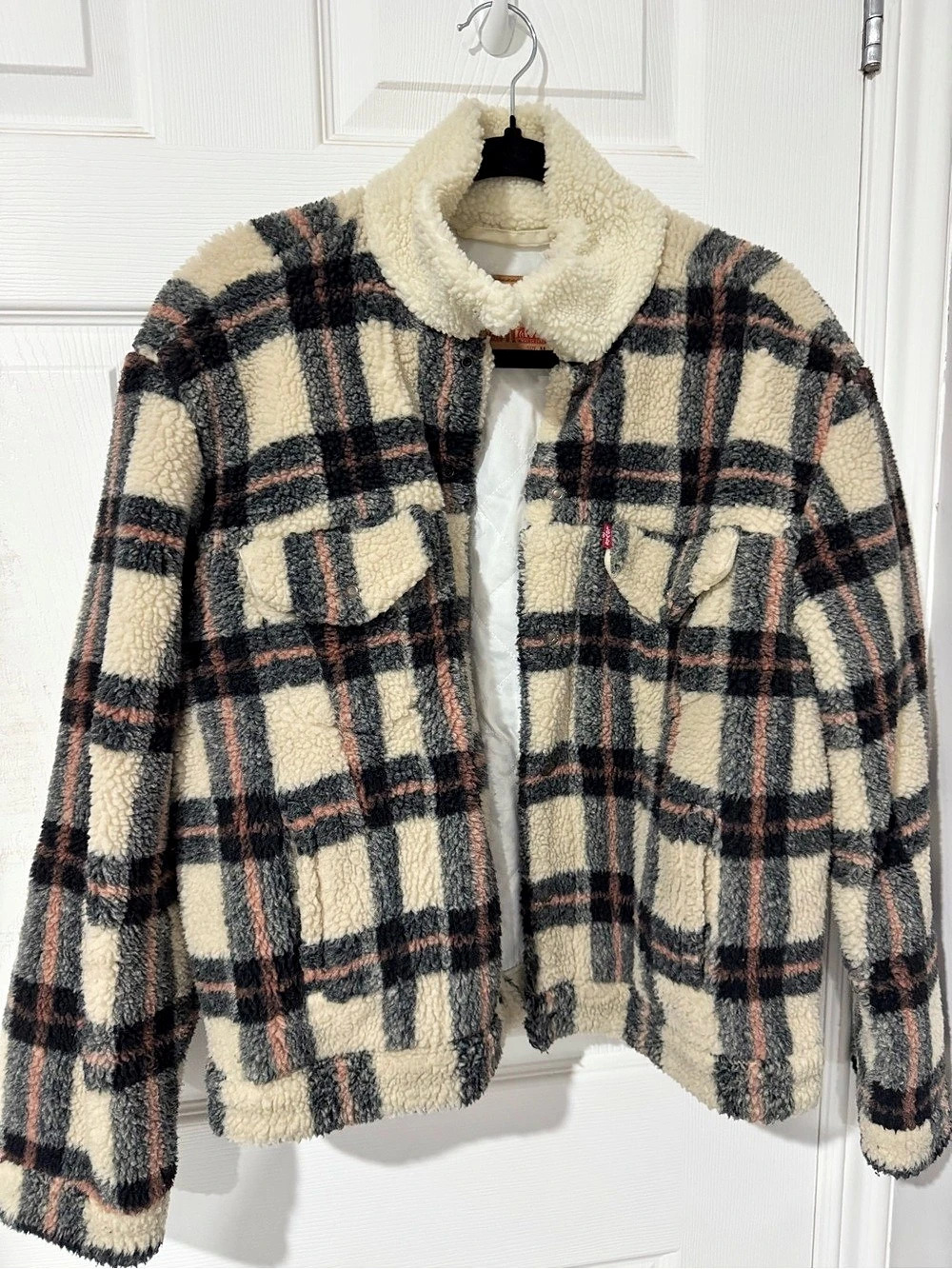 Levi Strauss & Co. Plaid Teddy Jacket in Beige & Black Size Medium Like New